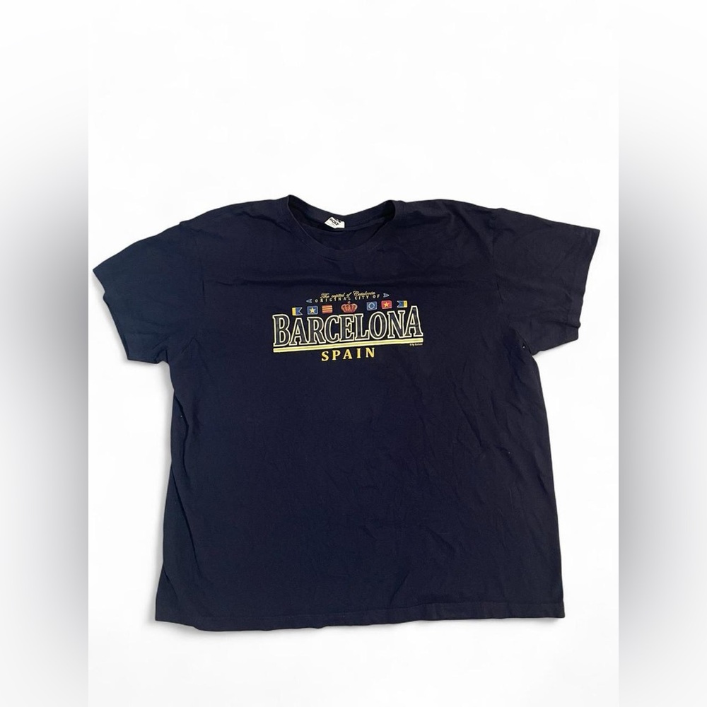 Barcelona Spain Graphic Tee - Navy Short Sleeve Shirt